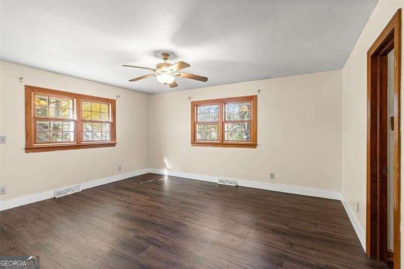 110 Williams Road Silver Creek - 34