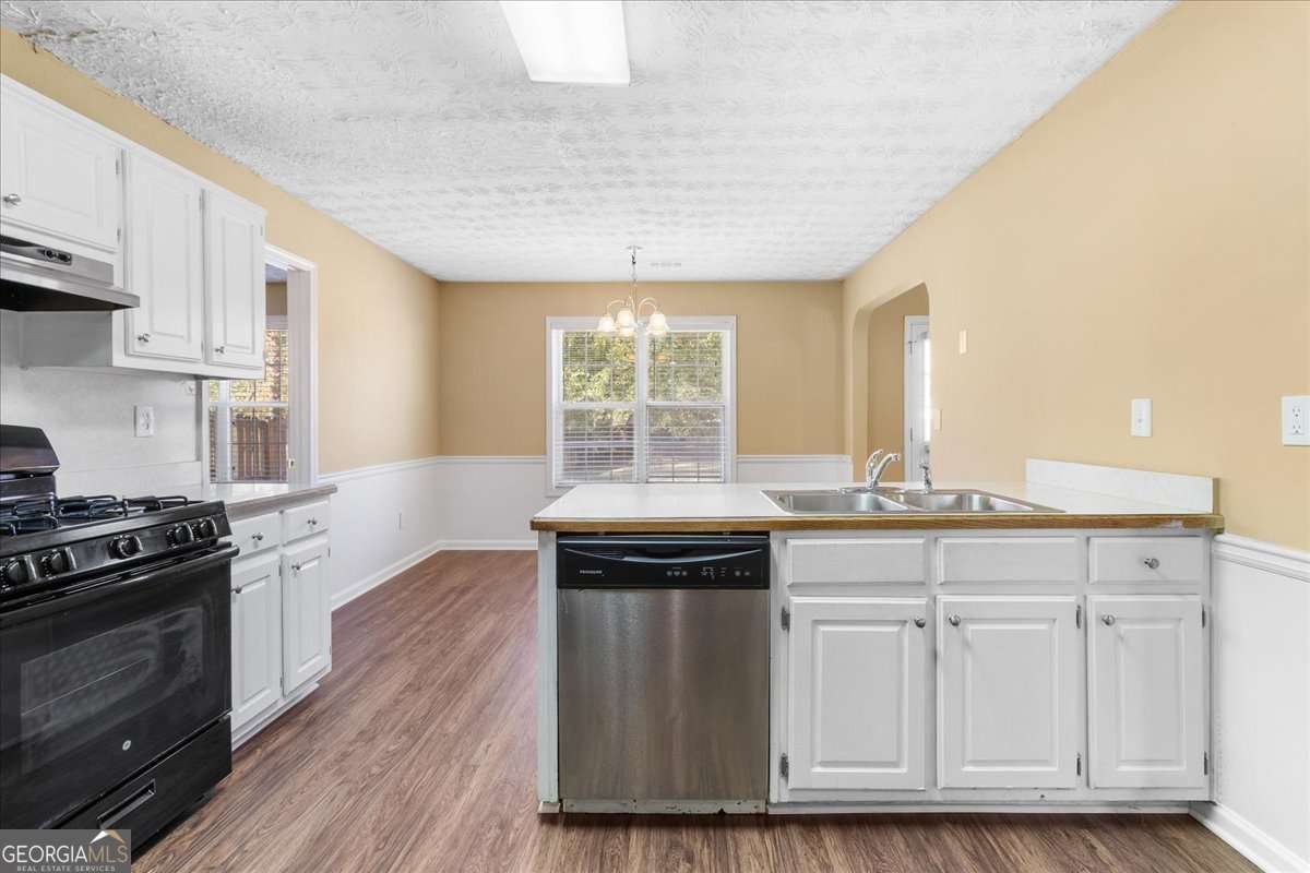 2355 Range Heights Terrace Loganville - 32