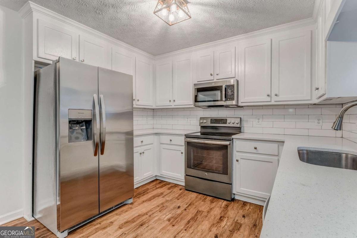 647 Philadelphia Drive Jasper - 18