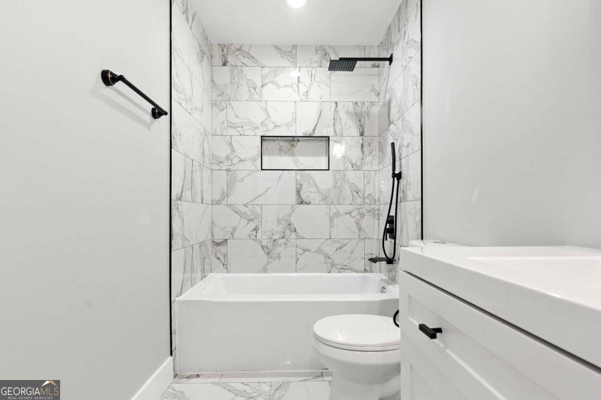 194 Harris Loop Dallas - 2