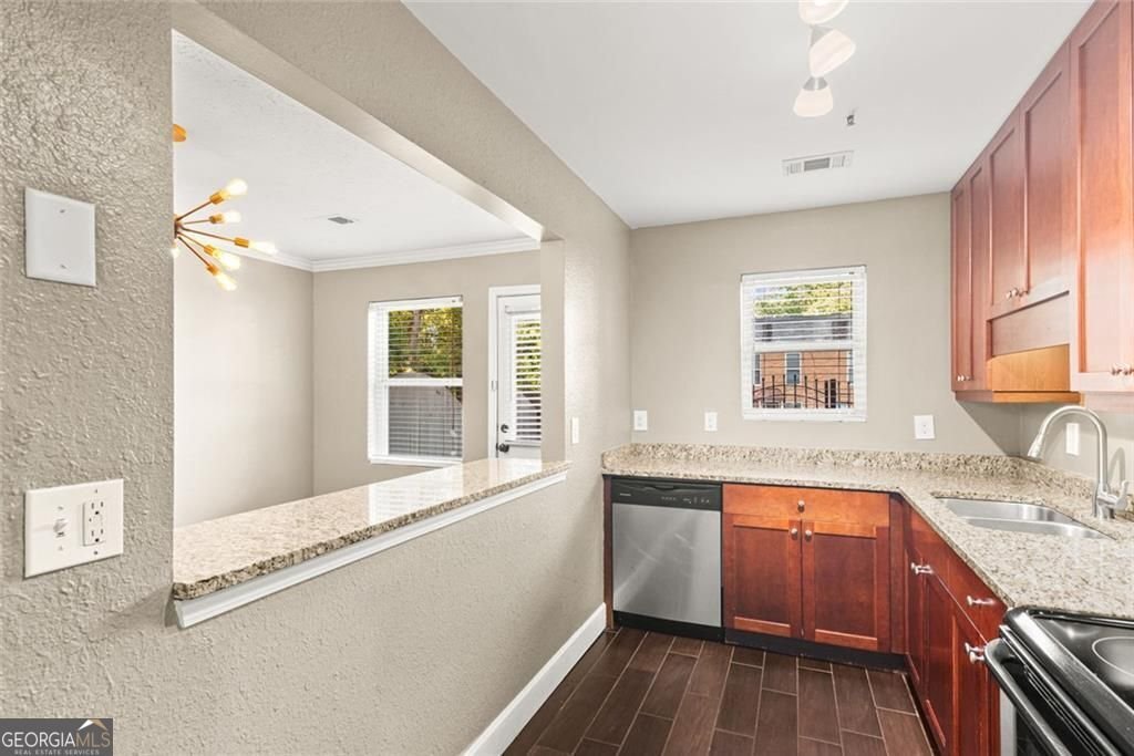 125 River Drive Sandy Springs - 10