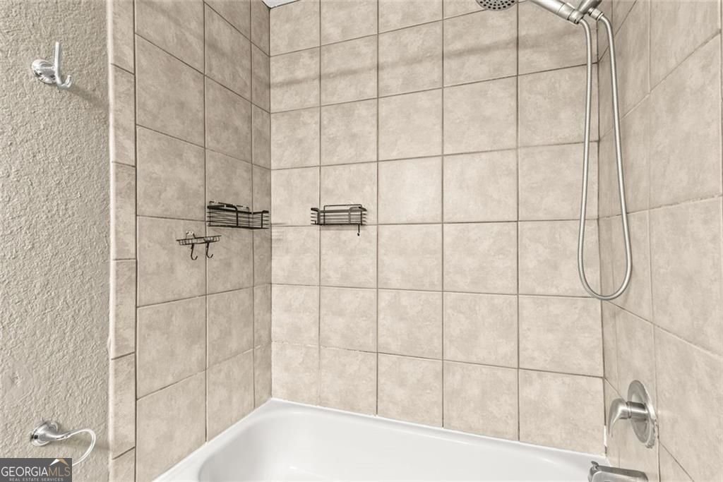 125 River Drive Sandy Springs - 22