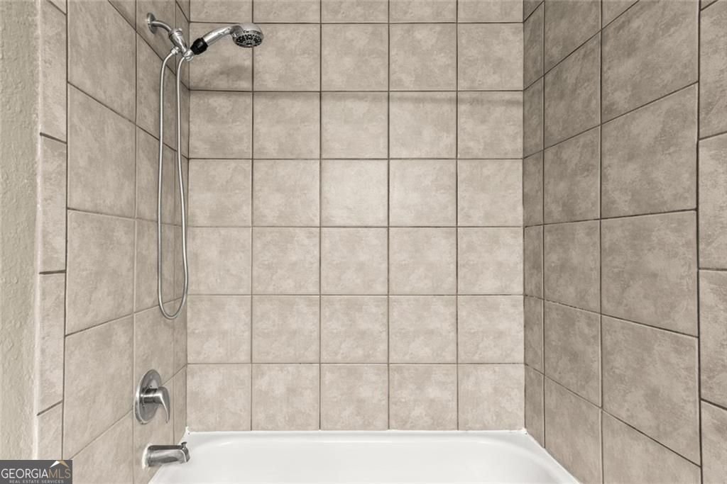 125 River Drive Sandy Springs - 23