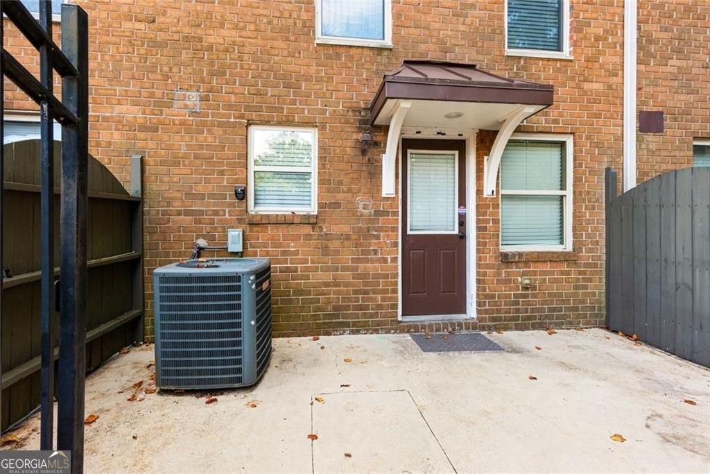 125 River Drive Sandy Springs - 28