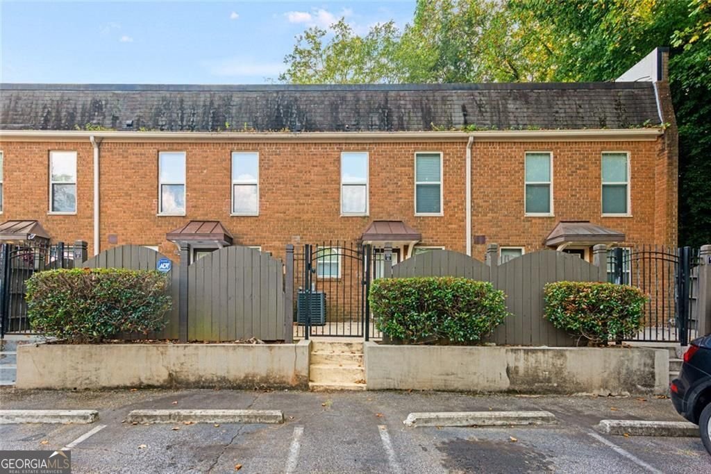 125 River Drive Sandy Springs - 30