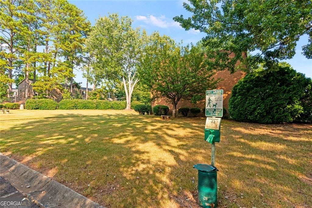 125 River Drive Sandy Springs - 32