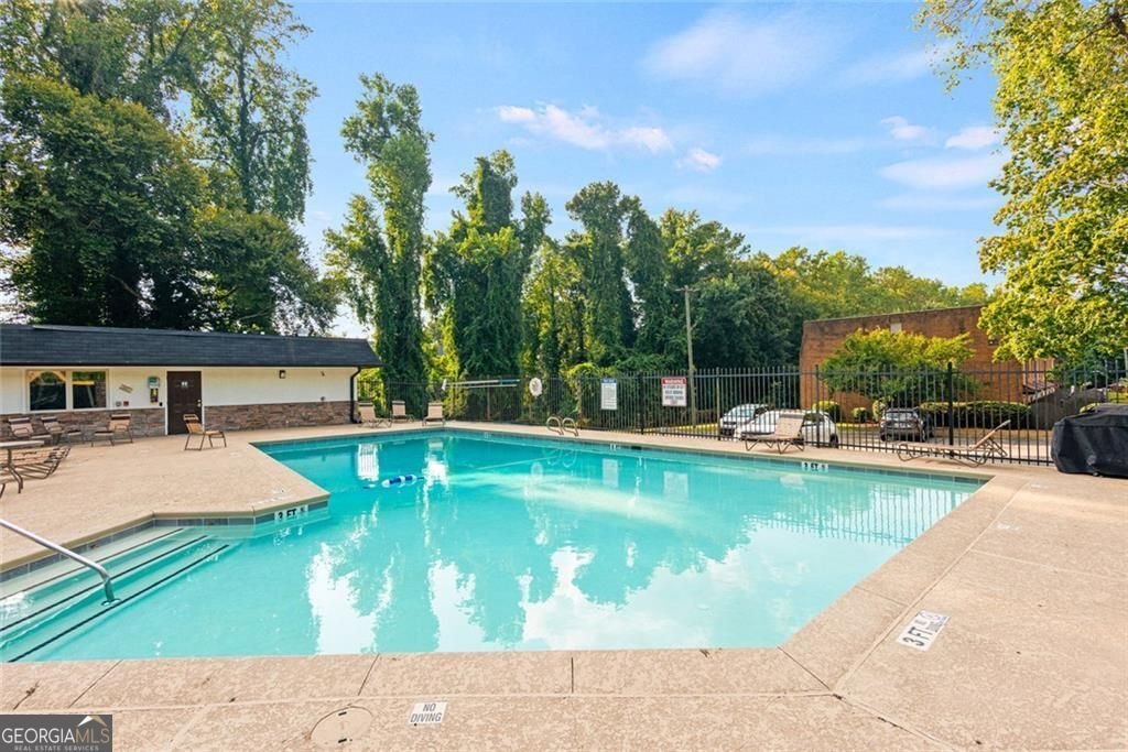 125 River Drive Sandy Springs - 34