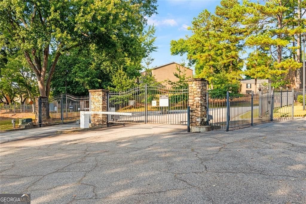 125 River Drive Sandy Springs - 36