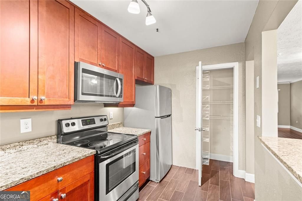 125 River Drive Sandy Springs - 8