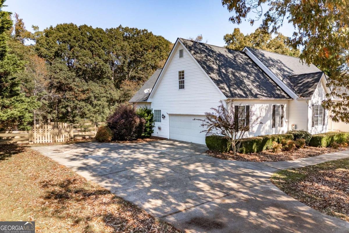 45 Fiddle Creek Social Circle - 2