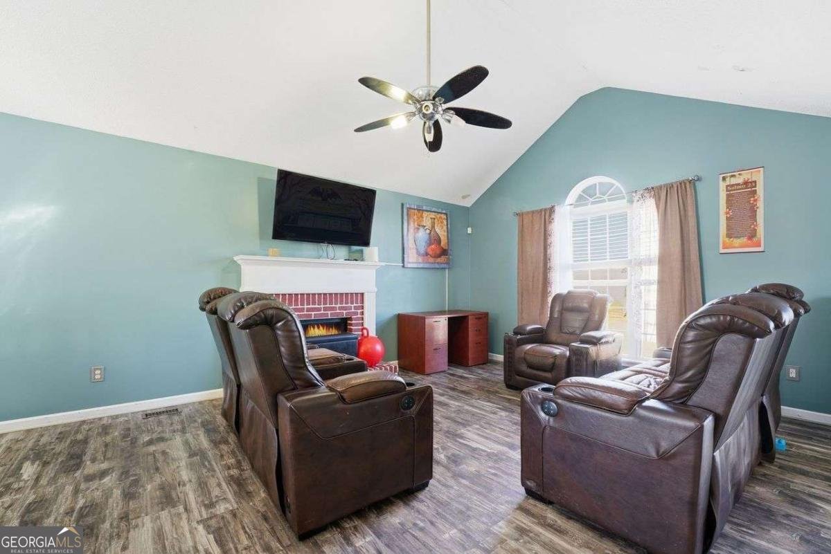 1191 Grove Trail Pass Douglasville - 7