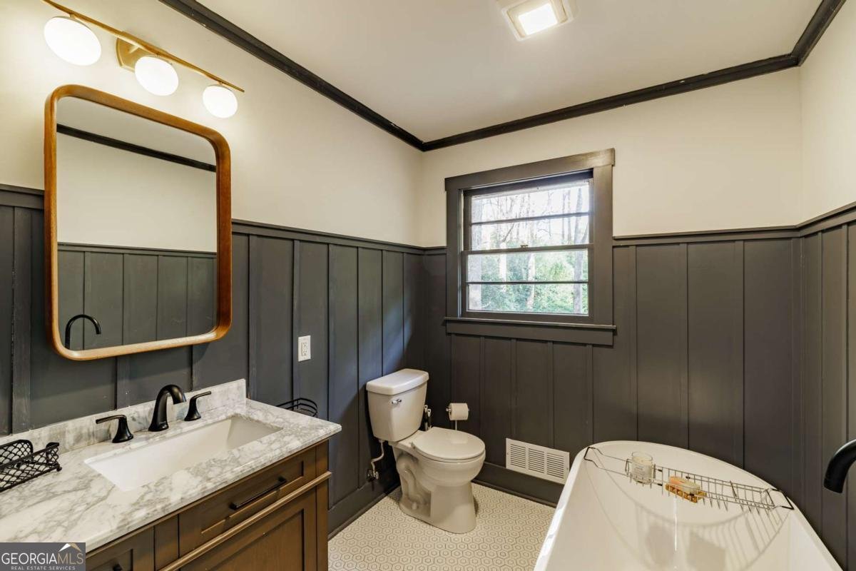 400 Greencrest Drive Athens - 17