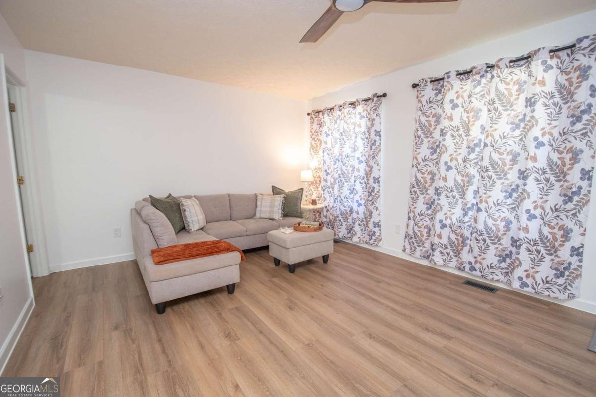 1186 Lindsey Street Lagrange - 7