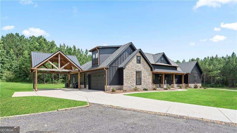 100 Rainey Road Temple - 2