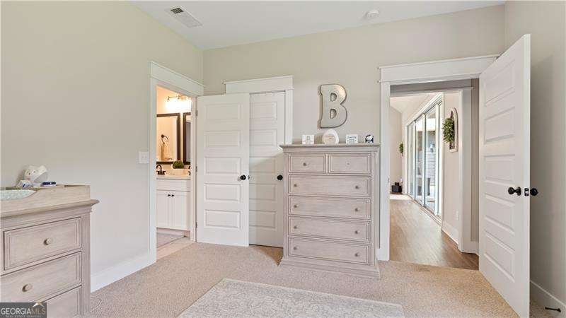 100 Rainey Road Temple - 21