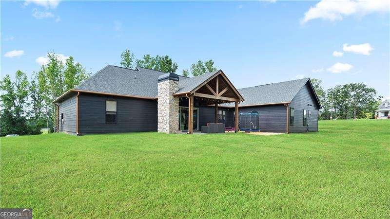 100 Rainey Road Temple - 4