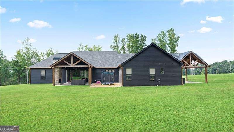 100 Rainey Road Temple - 5