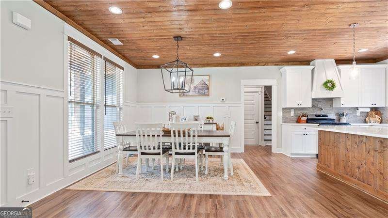 100 Rainey Road Temple - 7