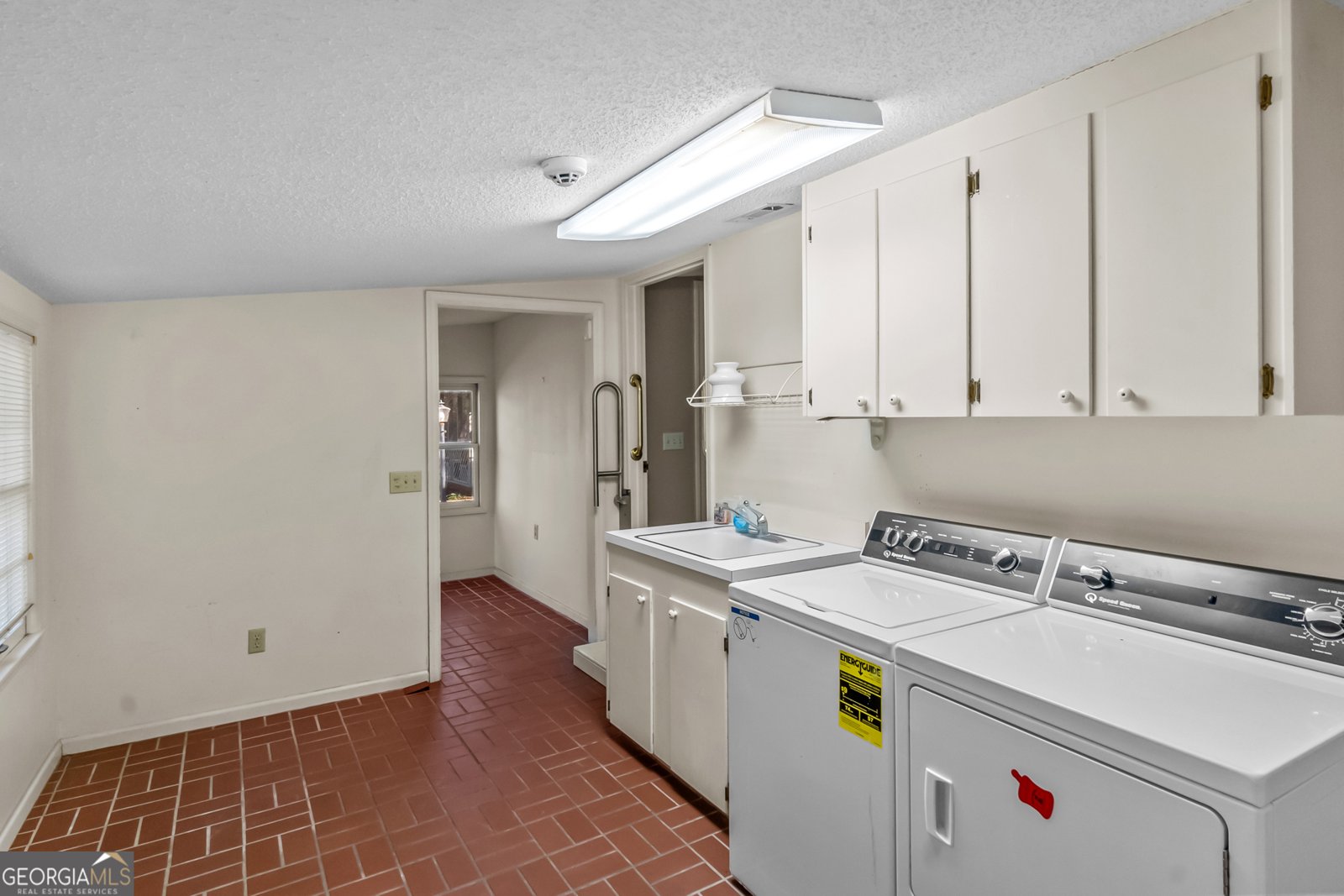 249 Lincoln Avenue Fitzgerald - 23