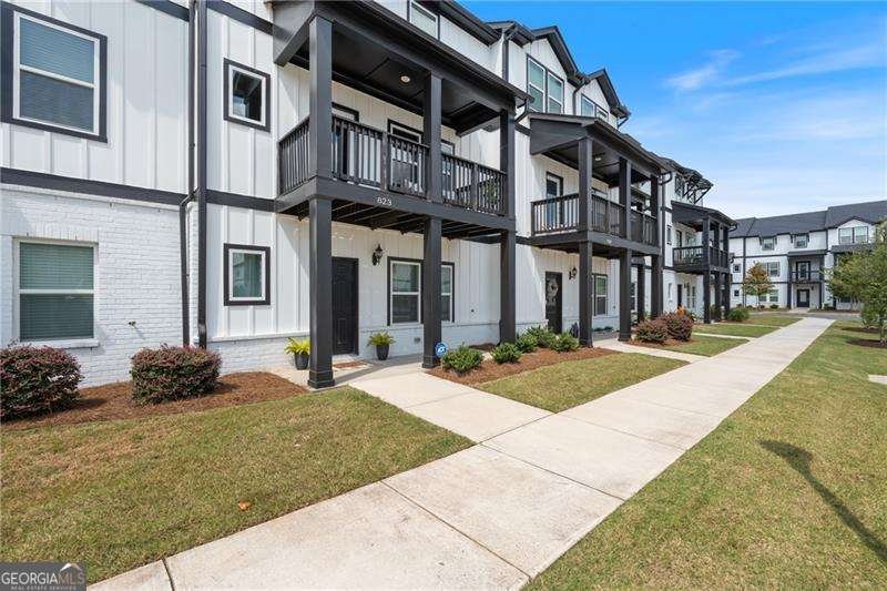 823 Mackay Creek Woodstock - 30