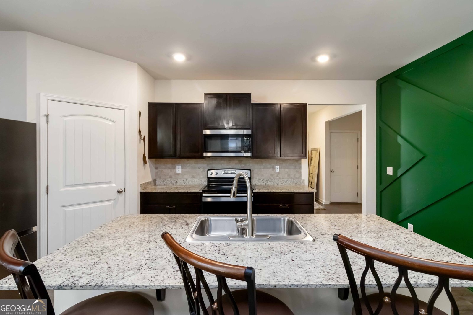 3761 Makeover Court Atlanta - 6