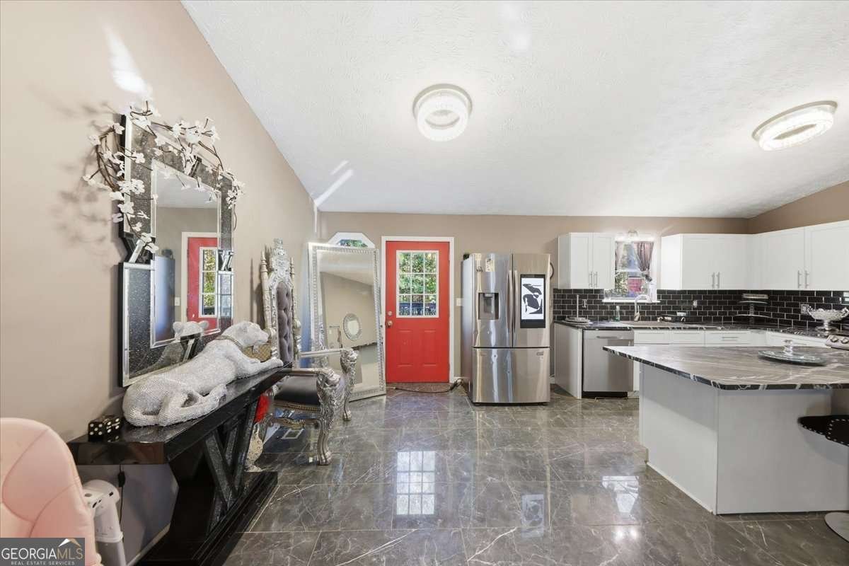 1774 Trail Creek Drive Lithia Springs - 10