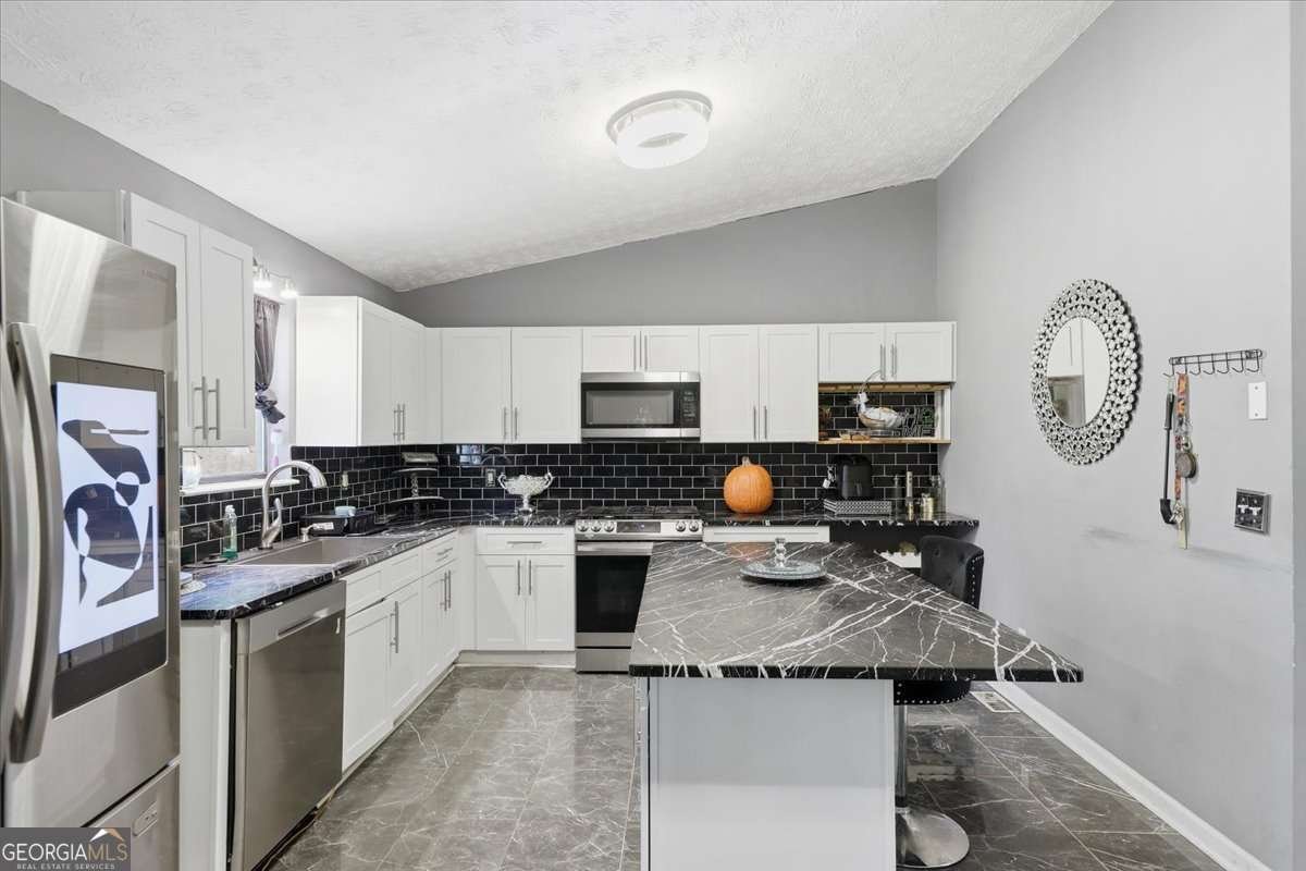 1774 Trail Creek Drive Lithia Springs - 13