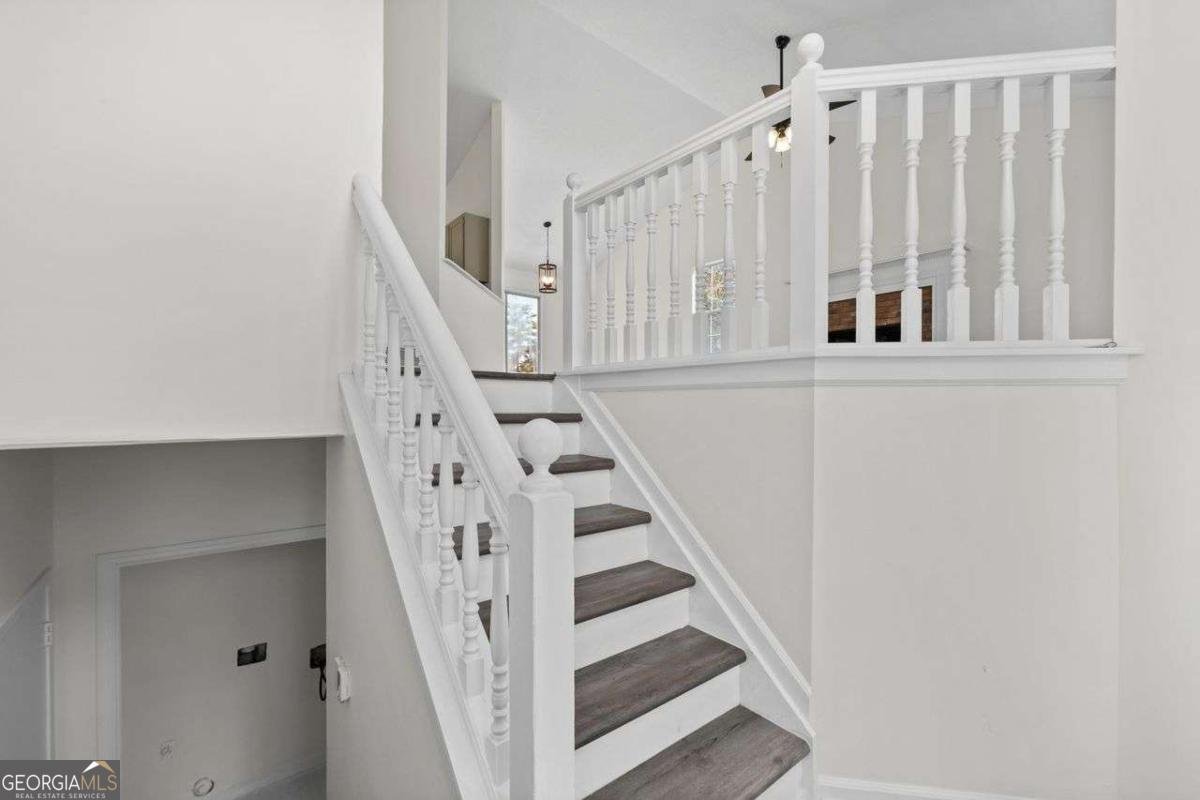 5068 Furlong Way Powder Springs - 5