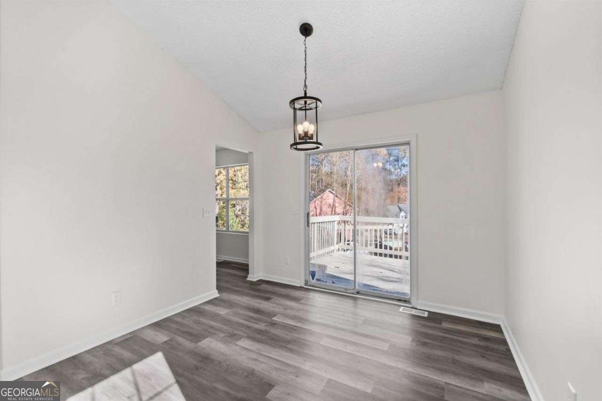 5068 Furlong Way Powder Springs - 9