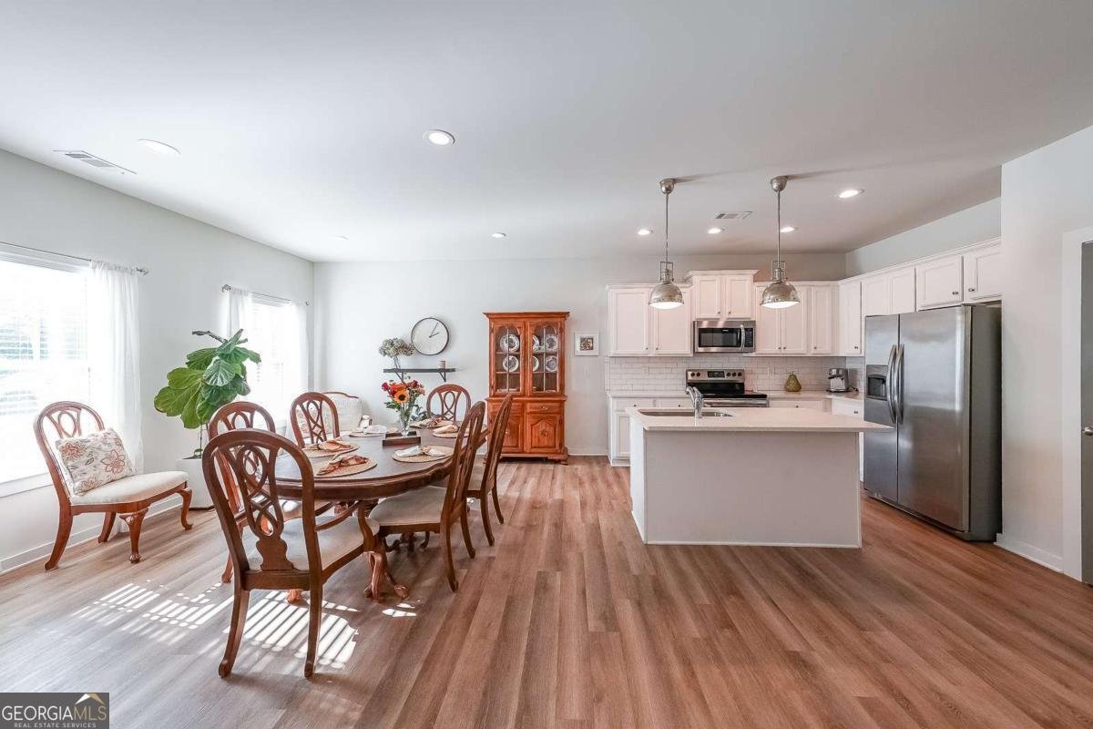 256 SIDNEY LANIER Avenue Athens - 11