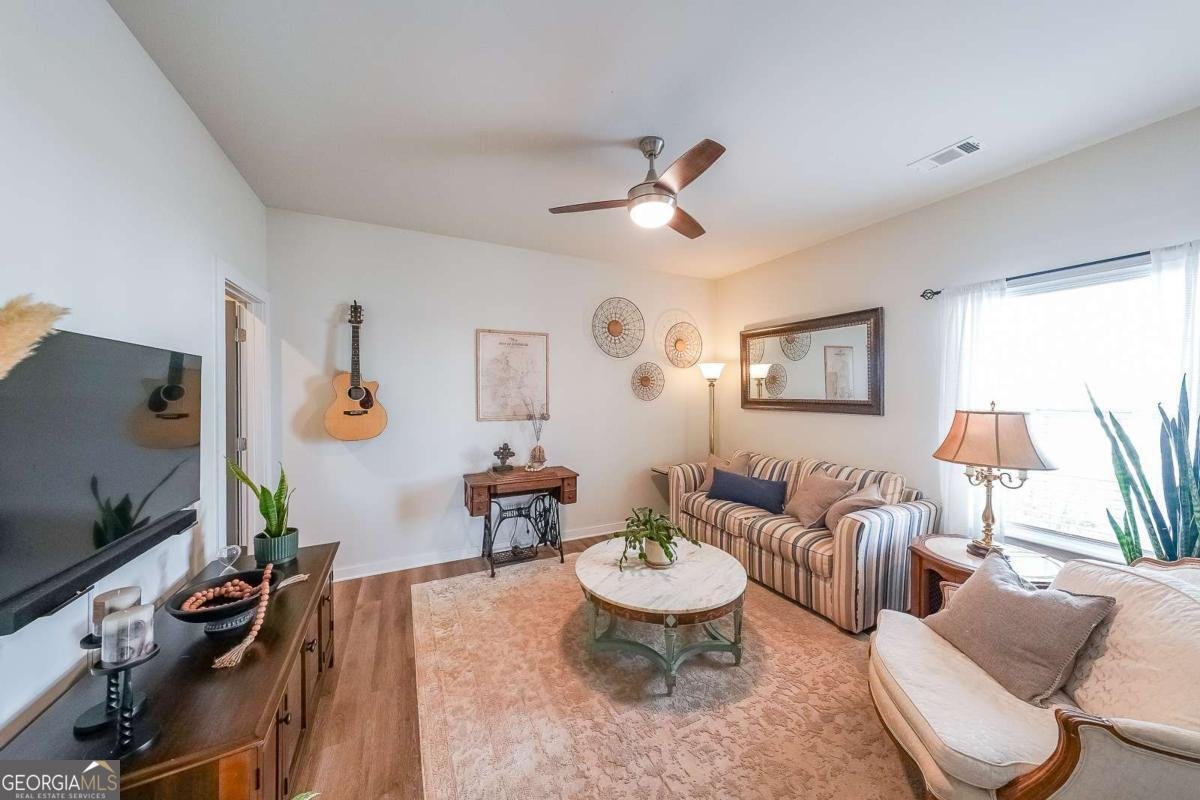 256 SIDNEY LANIER Avenue Athens - 15