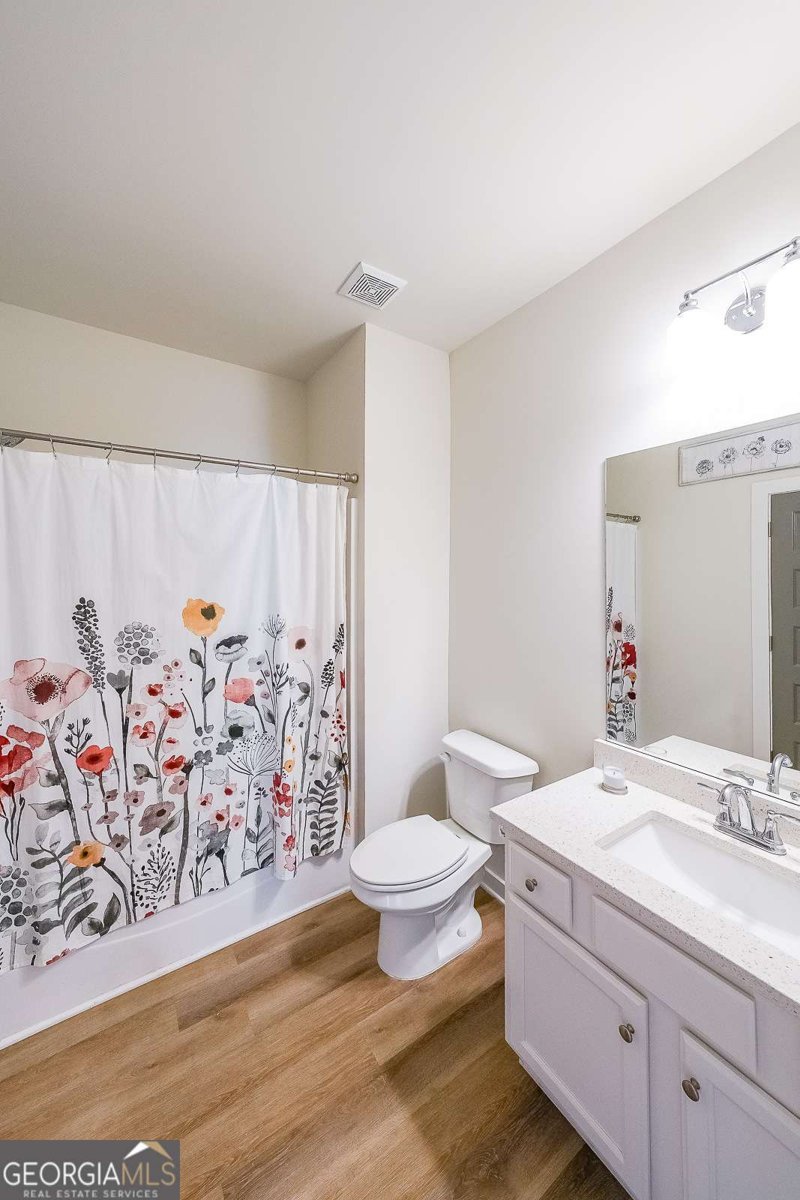 256 SIDNEY LANIER Avenue Athens - 19