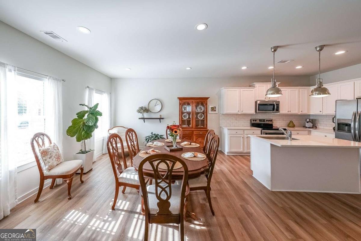 256 SIDNEY LANIER Avenue Athens - 6