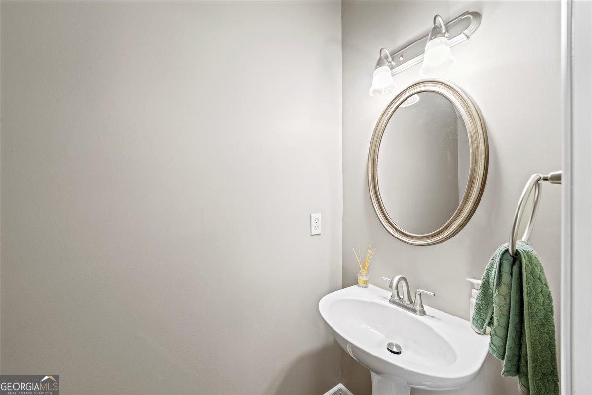 2064 Del Lago Circle Kennesaw - 4