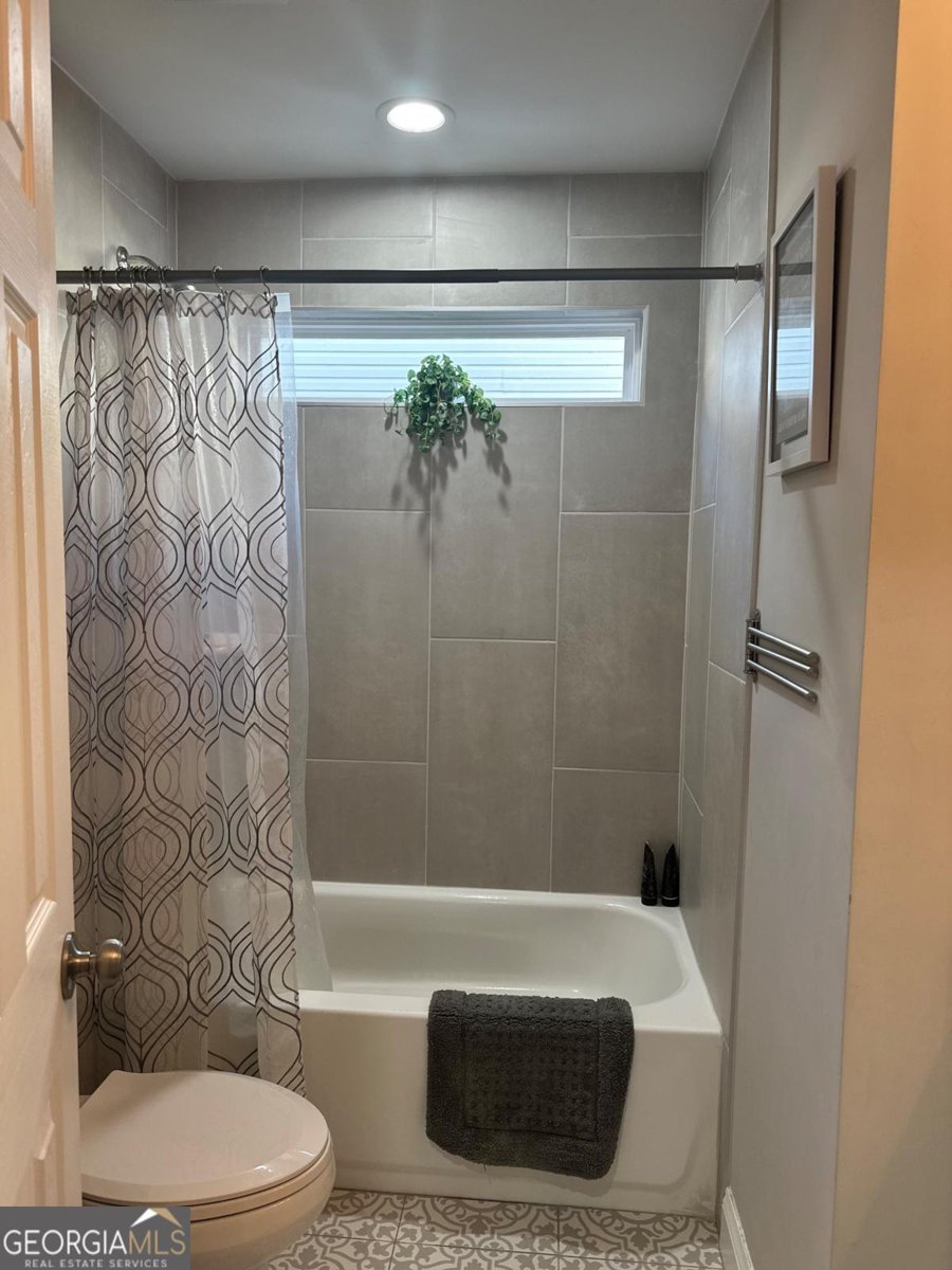 8004 Highland Parkway Fairburn - 10