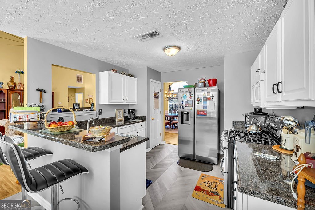 12854 Hill Drive Hampton - 15