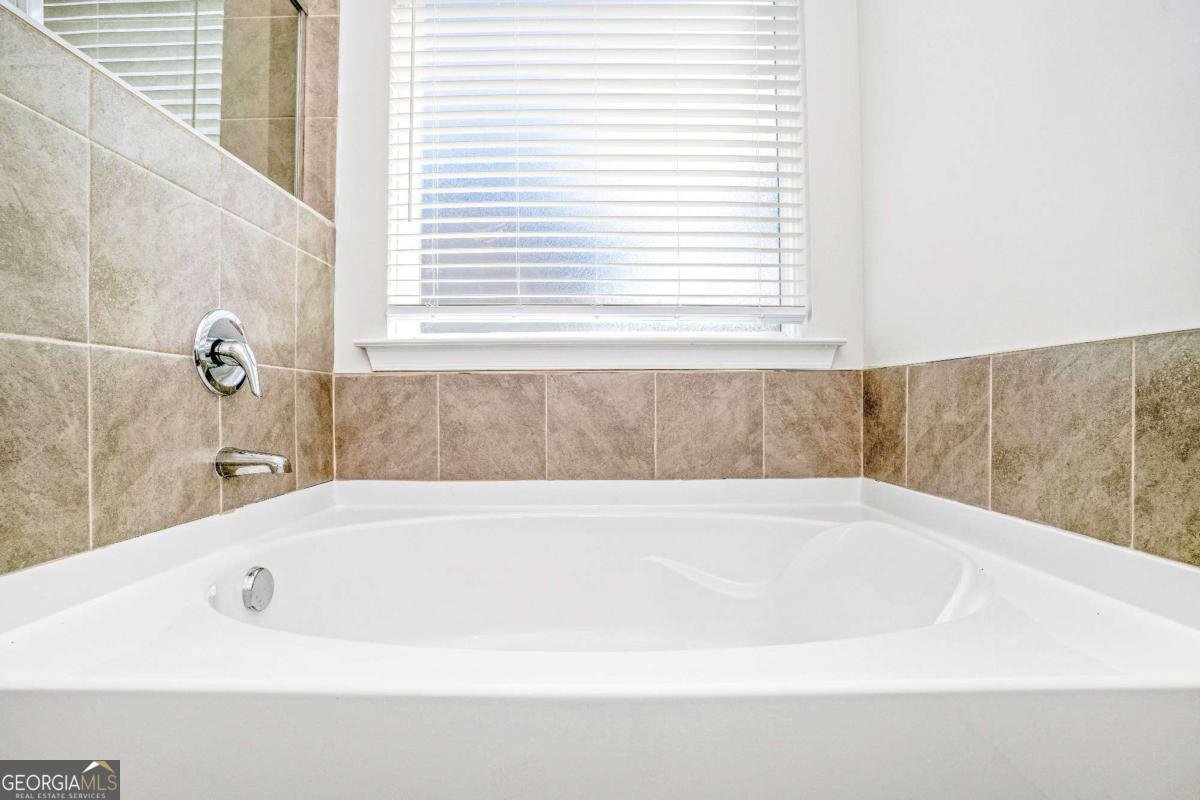 34 COOPER Drive Mansfield - 15