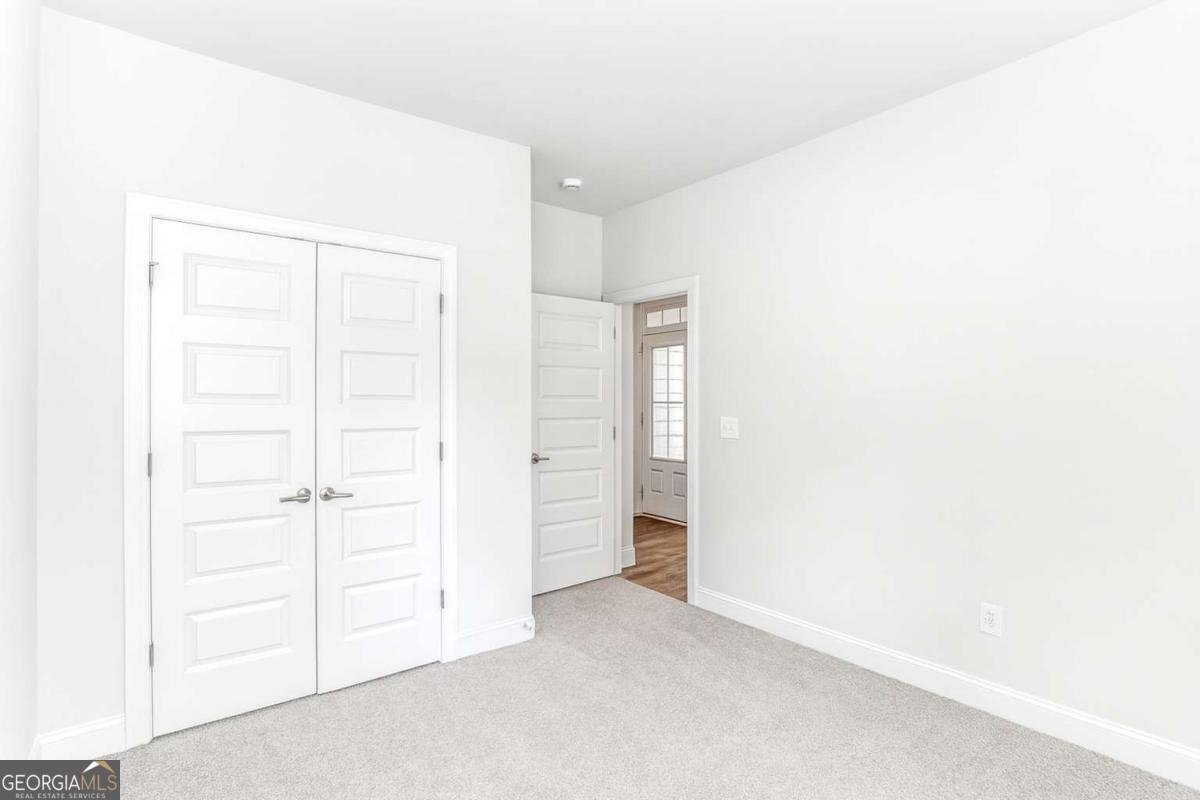 34 COOPER Drive Mansfield - 17