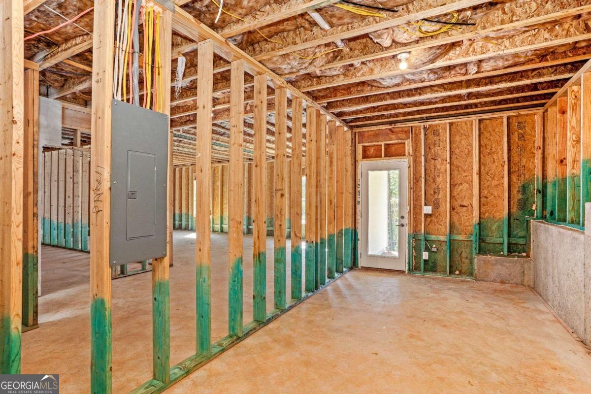 34 COOPER Drive Mansfield - 27