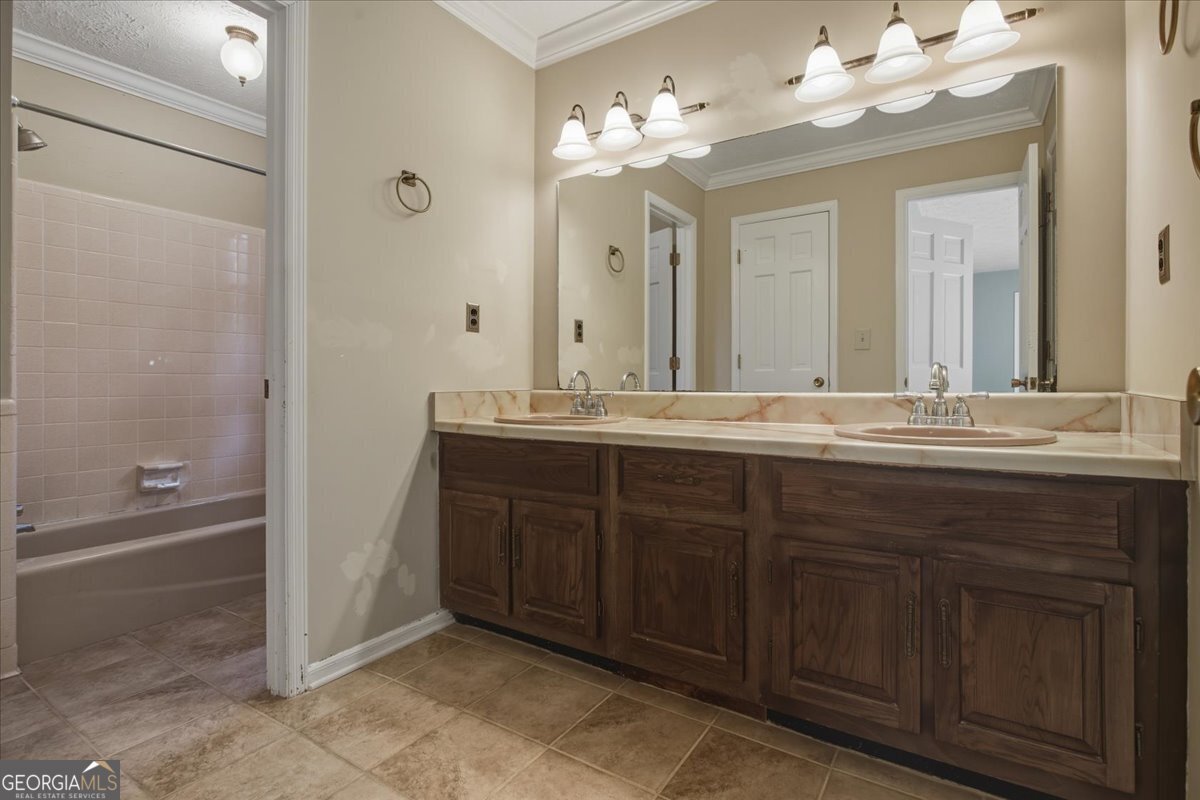 590 & 592 New Salem Road Griffin - 22