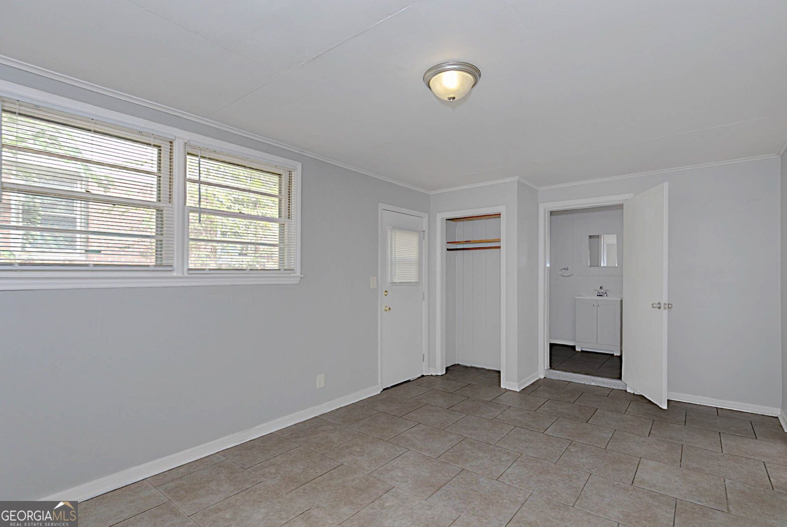 392 Olsen Avenue Columbus - 14