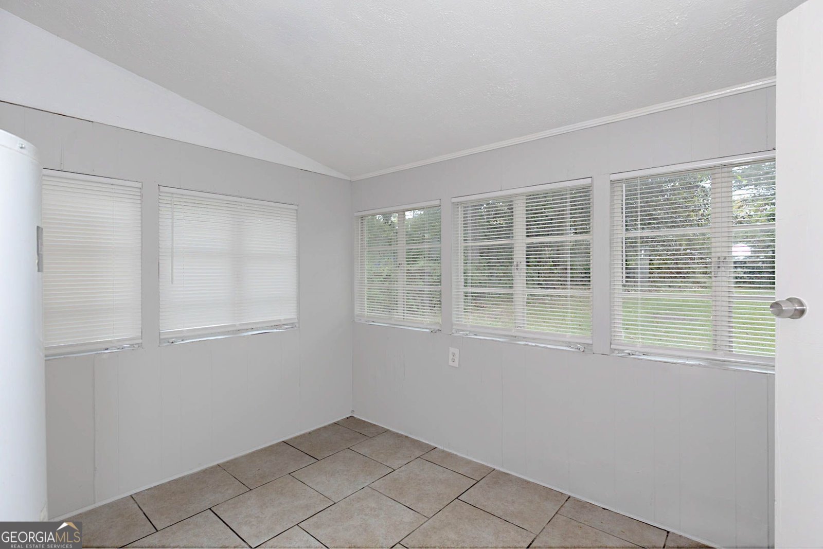 392 Olsen Avenue Columbus - 22