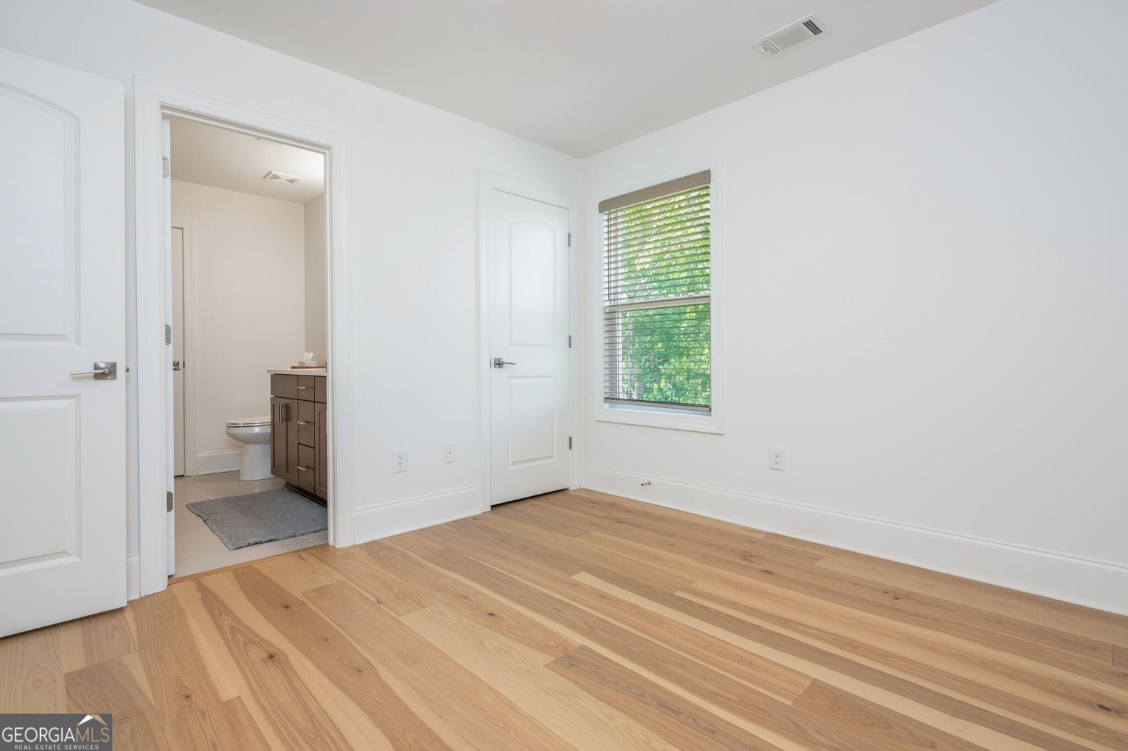 1013 Liberty Springs Drive Woodstock - 44