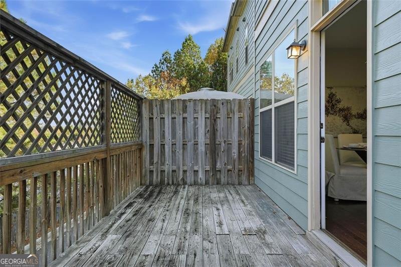 1186 Ridenour Boulevard Kennesaw - 22