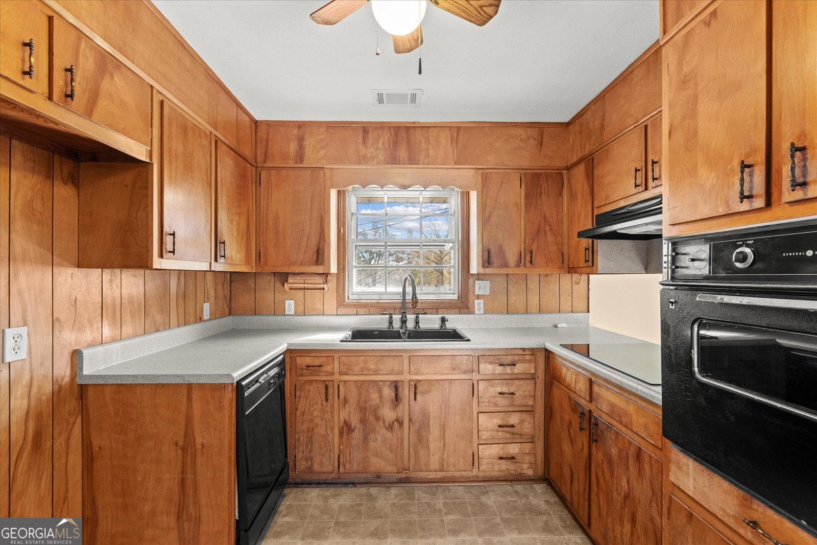 380 Rome St Temple - 11