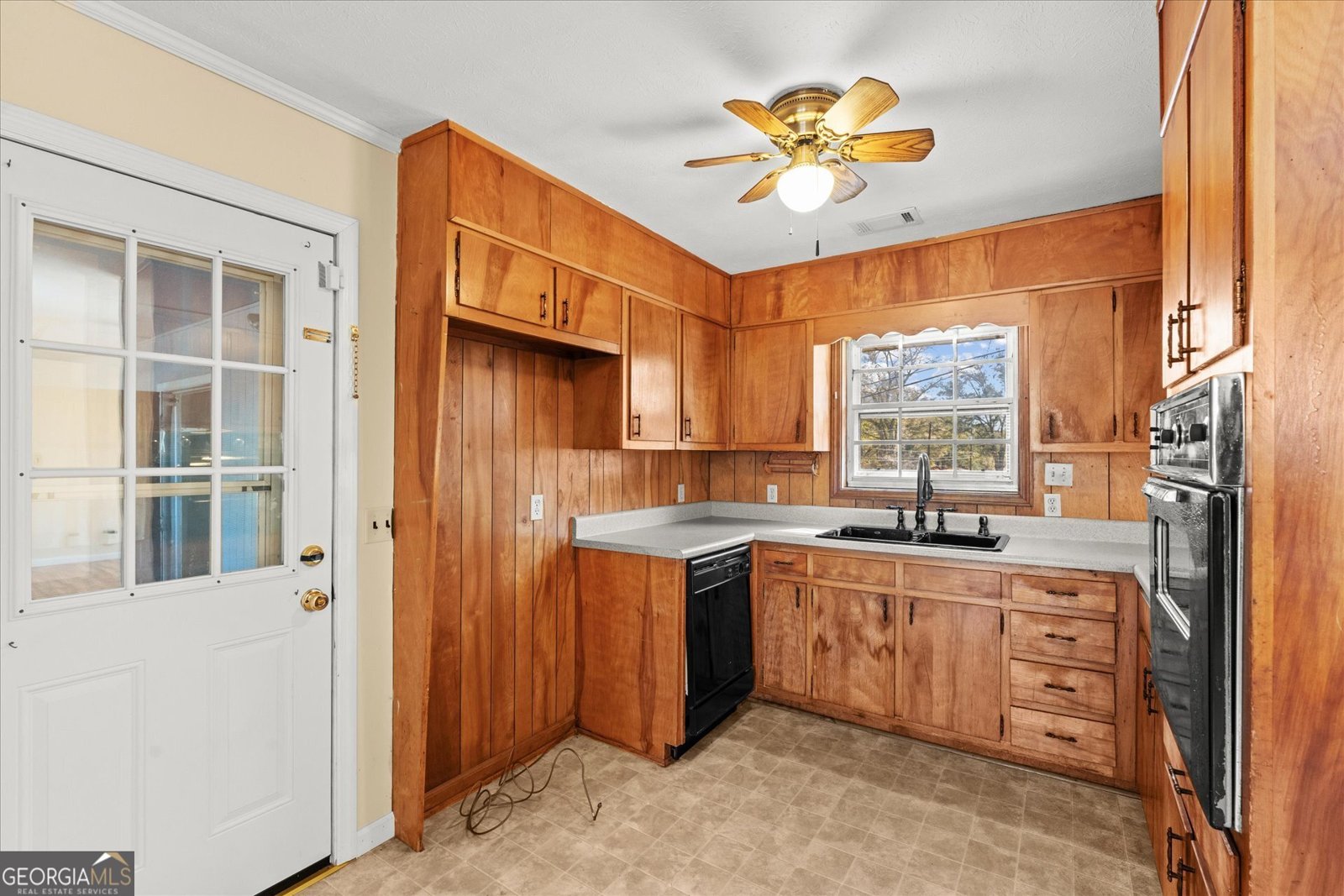 380 Rome St Temple - 12