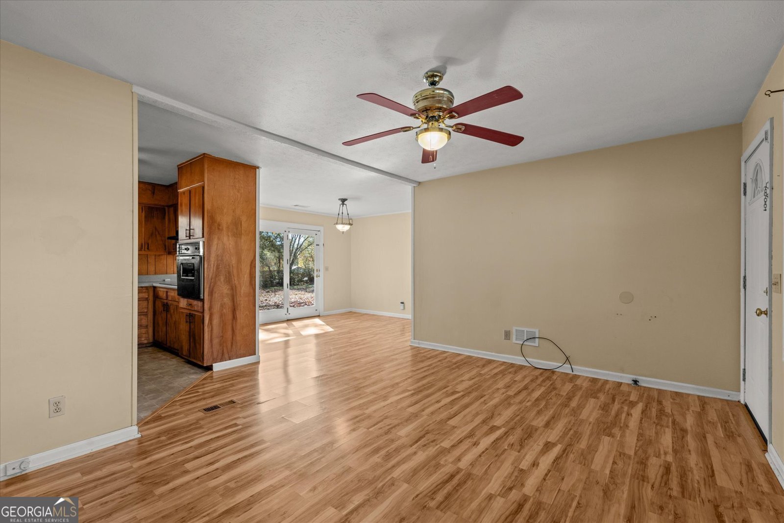 380 Rome St Temple - 6