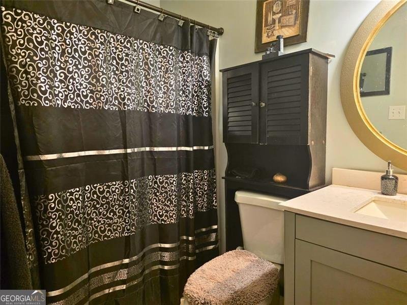 2303 COUNTRY CLUB Drive Conyers - 33