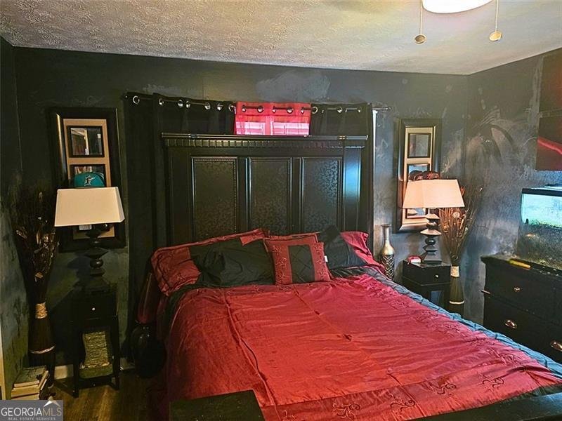 2303 COUNTRY CLUB Drive Conyers - 37