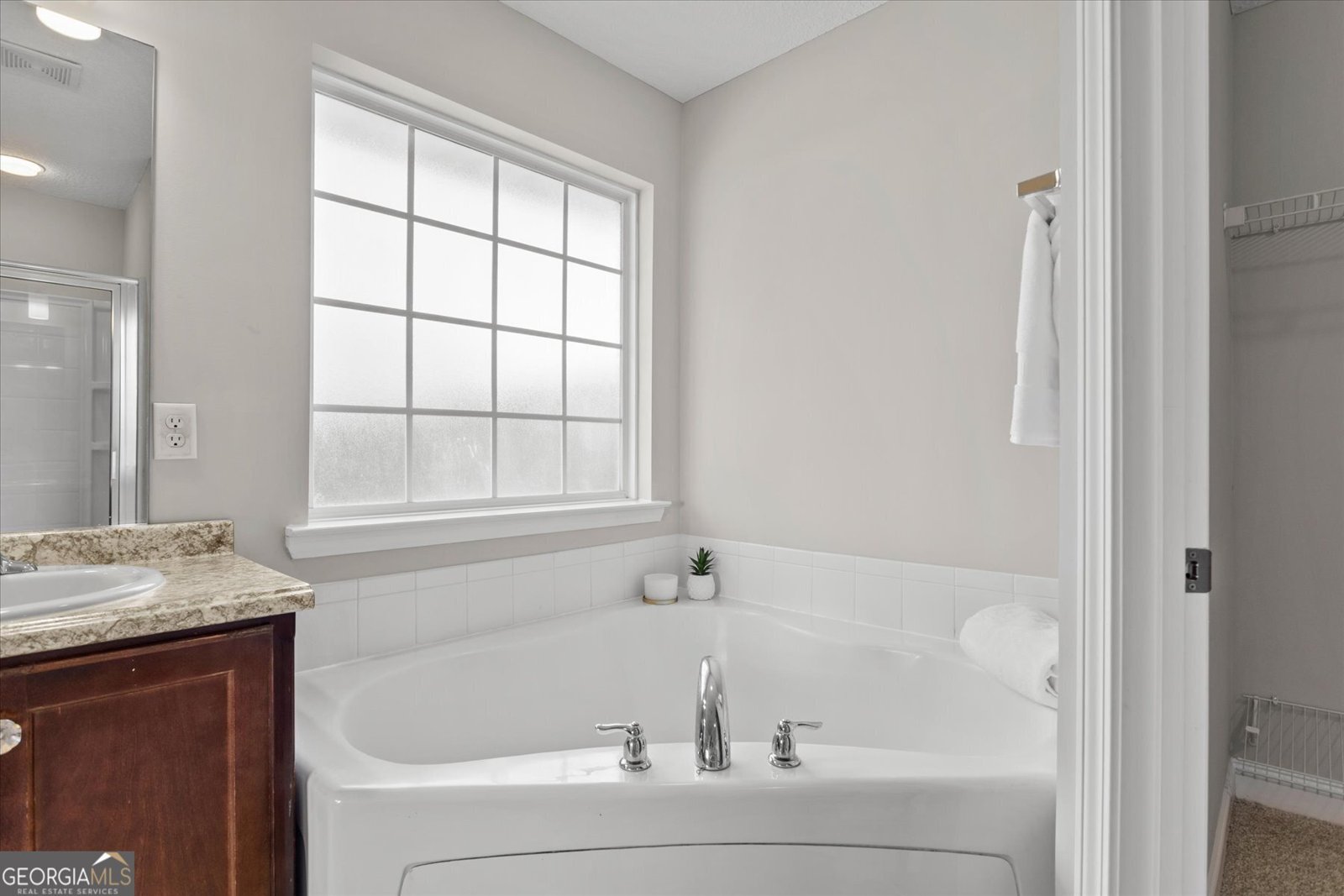 41 Kinlock Court Midway - 21